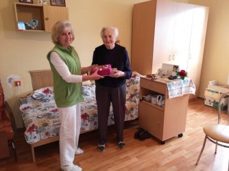 Mesiac úcty k starším v našom zariadení