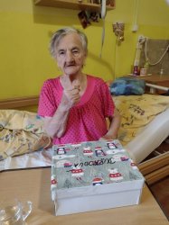 Vianoce 2021 sú bohaté na darčeky, ale chudobné na objatia ...