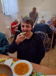 Október  -Mesiac úcty k starším