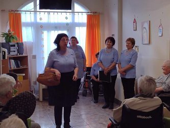 Mesiac úcty k starším