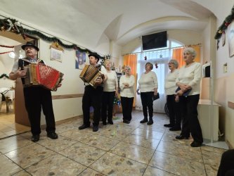 Vianočný čas v ZSS Marína – Folklórne zoskupenie Bzovíčanka