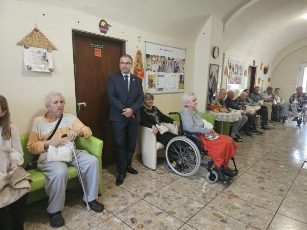 Návšteva primátora Mesta Krupina a detí zo školského klubu Stonožka